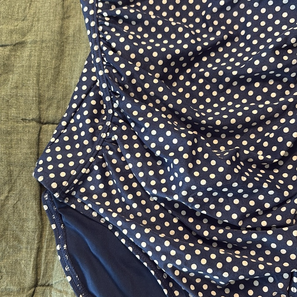 Nip tuck one piece polka dot swim suit - Picture 2 of 6